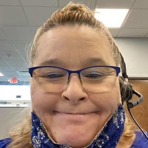 Meet your Posher, Monica